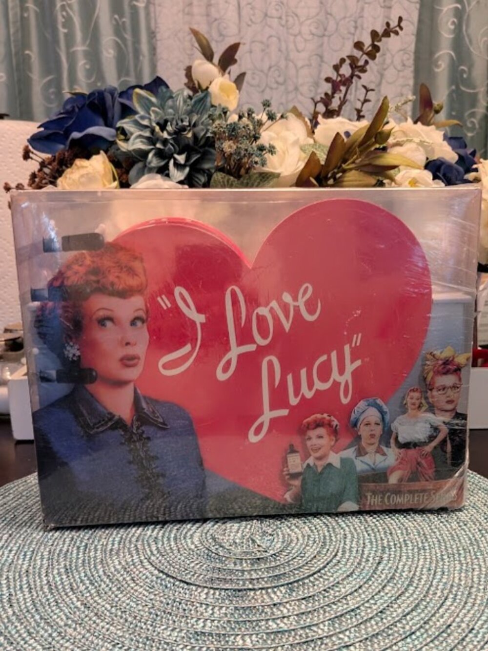 RARE, Factory- Sealed "I LOVE LUCY" The Complete Series Heart Shape DVD Box Set
